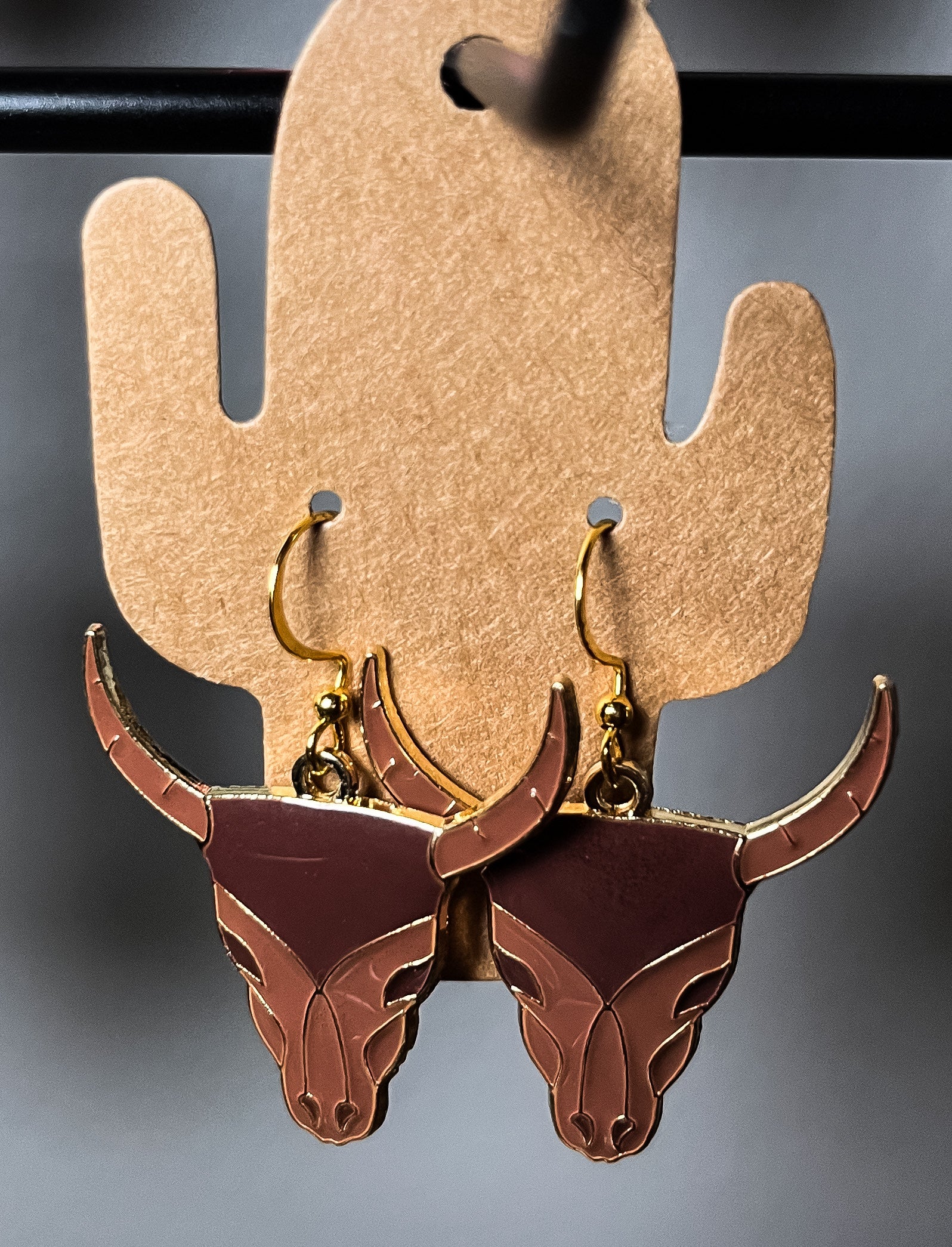 Brown & Gold Bulls